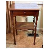 Mahogany side table, Measures: 18ï¿½W x 14ï¿½D x 30ï¿½H