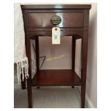 Dixie mahogany one drawer side table, Measures: