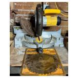 DeWalt miter with 3 extra blades- 10'