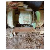 Black and Decker 8' bench grinder electric
