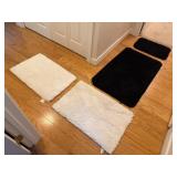 2 pc White Polyester Bathroom Mats, 2pc Black