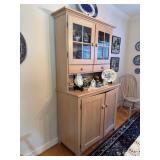 Athol Beige/Light Oak Kitchen Hutch, Measures: