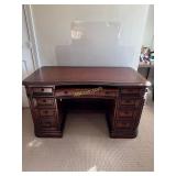 Seligh Knee Hole Desk Leathered Tooled Inset