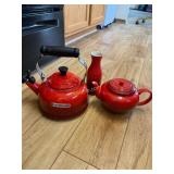 Le Creuset Red Kettle, Le Creuset Stoneware Water