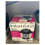 Instant Pot Duo NOva 7-in-1 Multi-Use Pressure