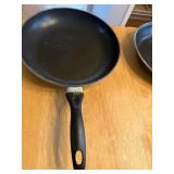 2 Frying Pans, Sauce Pans (No Lid), Red T-Fal