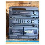 GPX- AM/FM Cassette with Turn Table