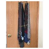 Roughly 28 Menï¿½s Ties in Various Styles and