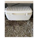 Igloo Large Cooler with Side Handles
