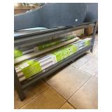 7 Pucks of 4ï¿½ LED Tubes, Loose 4ï¿½ LED Tubes