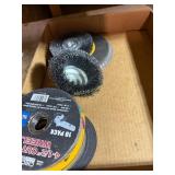 Heavy Duty Grinder, Variety of Cutting Discs,