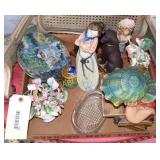 Box lot to include various china& decorative