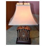 Pagoda oriental style table lamp. 18"