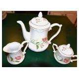 Southington China set-serves 8. Includes tea pot