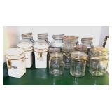 16 hinged jars