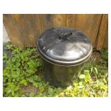 Small garbage can OUT