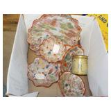 Oriental porcelain items BASE