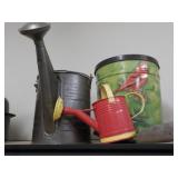 Metal sprinkler can