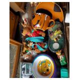 Video games/boxes, Comics, Diamond Ring, Furniture