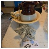 WATER PITCHER AND BASIN