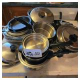 COOKWARE SET