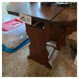 SMALL END TABLE