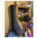 VERY LARGE TOY BOX AND CONTENTS