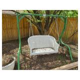 OUTDOOR SWING