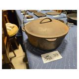 CAST IRON DUTCH OVEN