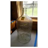 5 Gallon Glass Diamond Spring Water Bottle