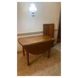 Wooden Drop Leaf Table with 2 Leaves