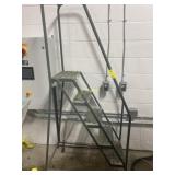 5 Step Rolling Ladder