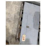 200 amp breaker panel squared