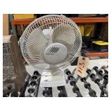 Oscillating fan