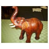 08-16-18 ANTIQUE COLLECTIBLE HOUSEHOLD