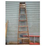 Wooden Step Ladder with Seven Steps