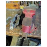 Olympia 4-Inch Bench Vise and Mini Anvil