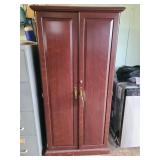 Locking computer armoire