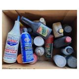 Miscellaneous box of of paint & oil