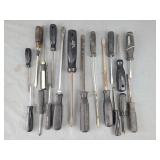 Box of miscellaneous screwdrivers
