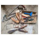 Miscellaneous lot of tools