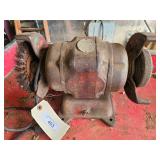 Bench grinder with extra grinding wheel