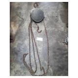 Yale 1/2 ton chain hoist