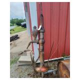 Well pump with handle