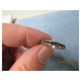 FASHION BLUE CUT STONE RING (SIZE 9.5)