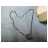 FASHION JEWELRY NECKLACE / PENDANT