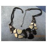 LIA SOPHIA FASHION JEWELRY NECKLACE