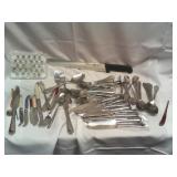 Silverware lot, decorating tips, bread knife