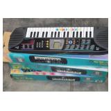 4 Casio SA-65 keyboards