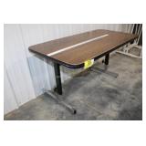 Adjustable 4 ft table